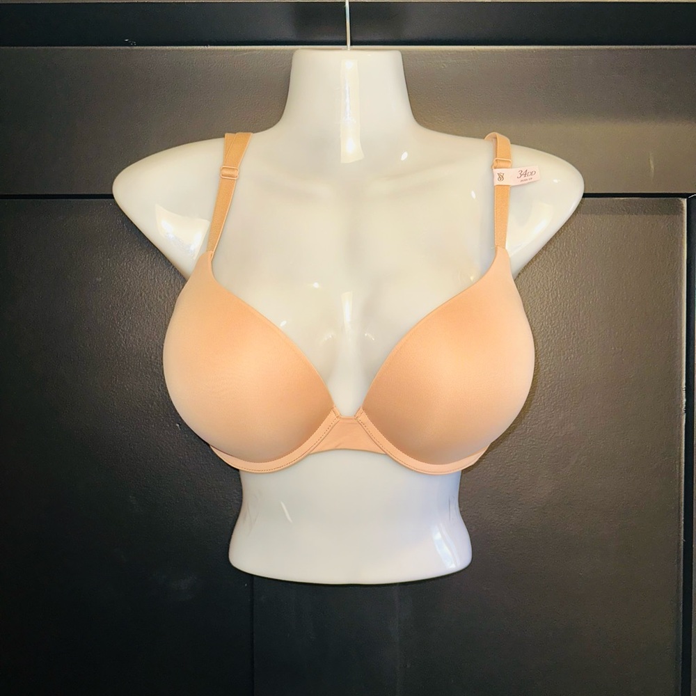Victoria’s Secret T-Shirt The Bombshell Plunge Push UP Bra